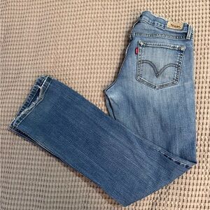 Levi's Women’s/Juniors  422 Jeans sz 5